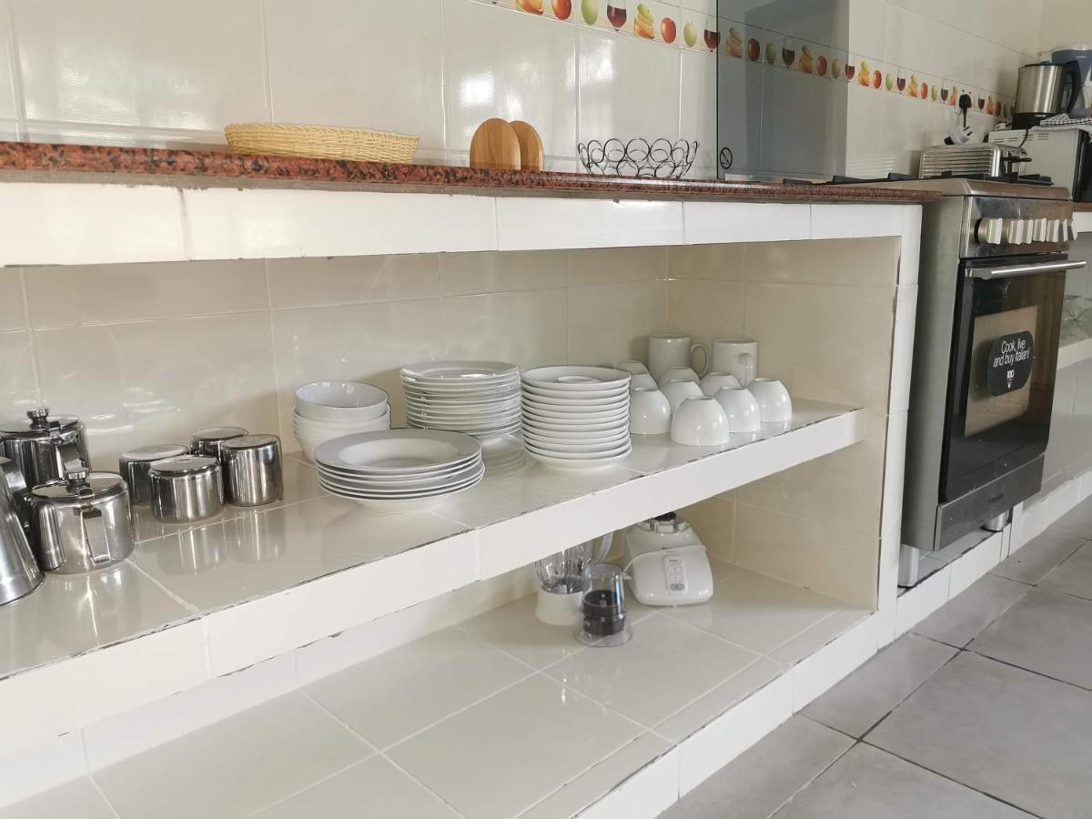 CHEZ MARVA Grande Villa COCO 3 à 12 personnes La Digue  Extérieur photo